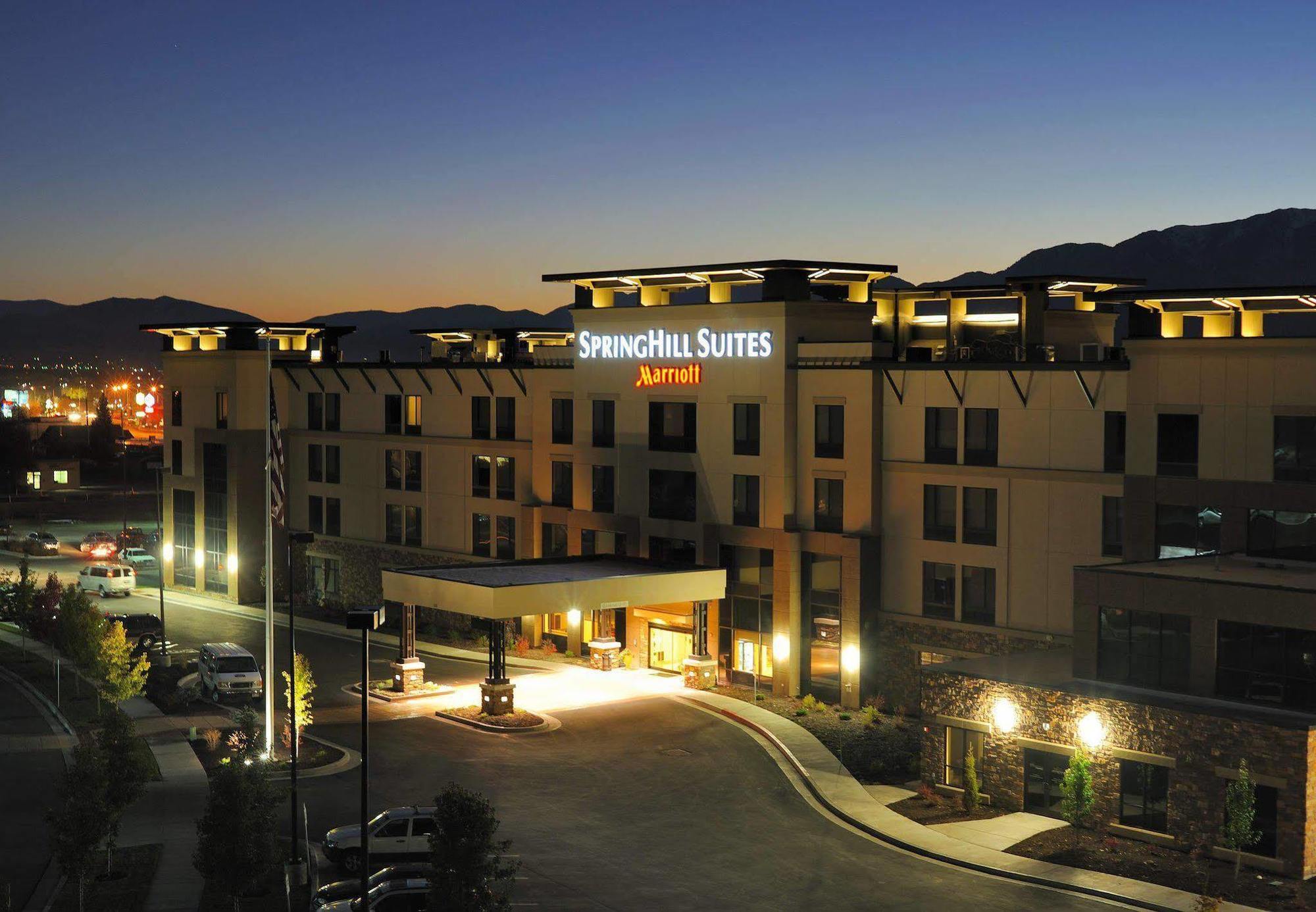 Springhill Suites By Marriott Logan Exterior photo