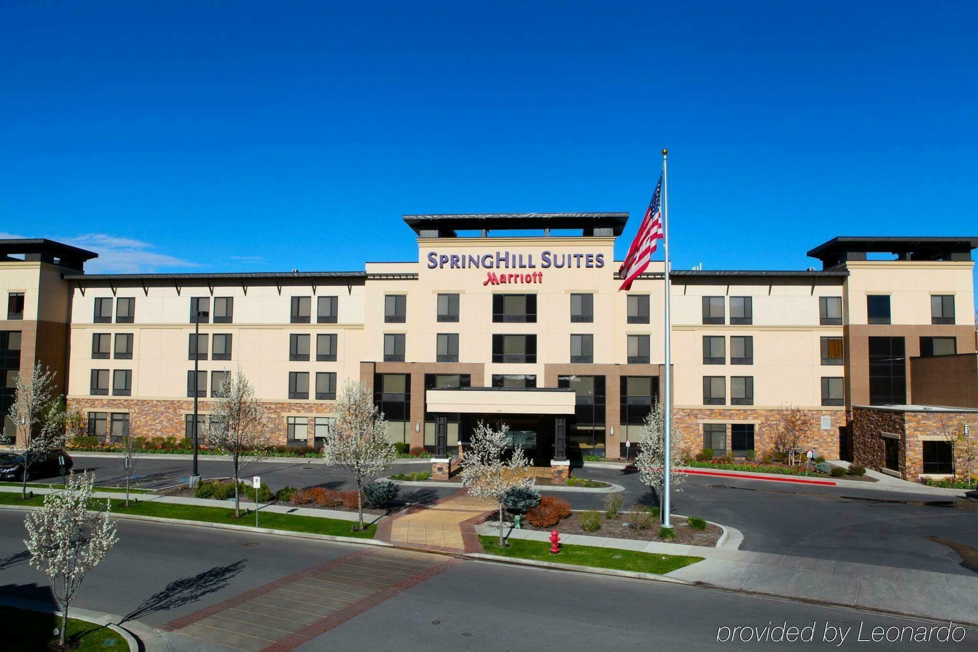 Springhill Suites By Marriott Logan Exterior photo